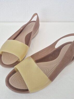 Crocs Colorblock Slingback Flat Sandals Peep Toe Comfort Bronze Tumbleweed